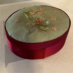 Vintage Elegant Burgundy/Wine Red Fabric Oval Jewelry/Trinket Box
